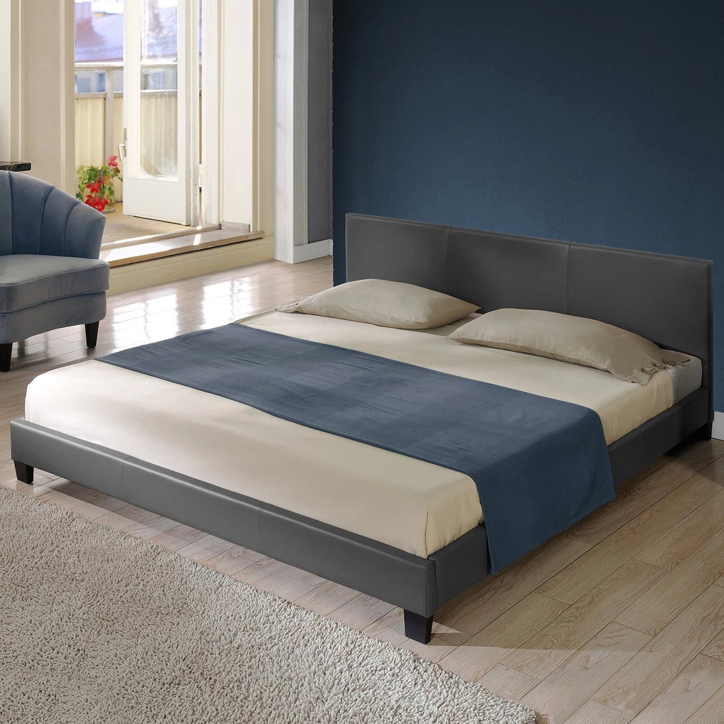 In And OutdoorMatch Bedframe Lauriane - Houten - Met bedbodem - 140x200 - Donkergrijs - Modern design Bedframe