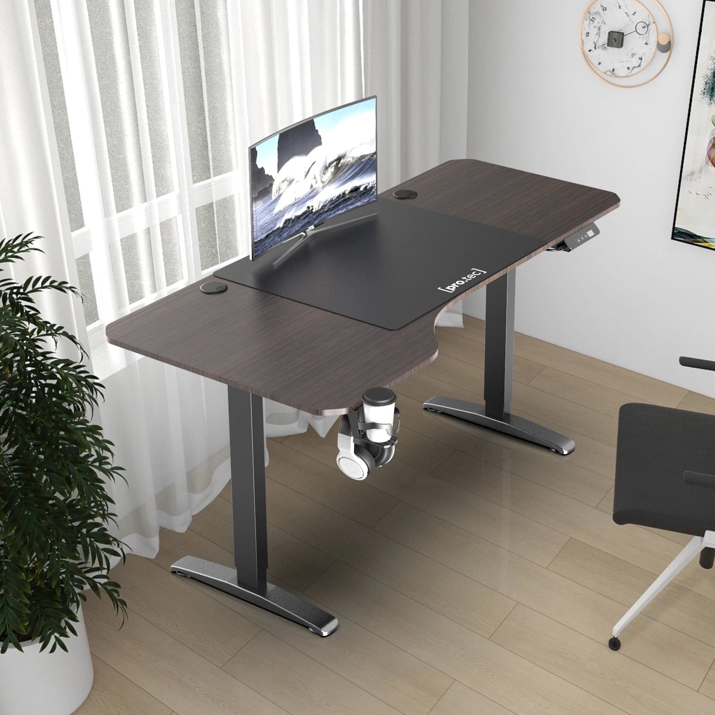 In And OutdoorMatch Bureau Willard - Zit Sta Bureau - Elektrisch In Hoogte Verstelbaar - Walnoot en Zwart - Spaanplaat en Aluminium - Modern Design Desk