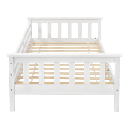 In And OutdoorMatch Kinderbed Magdalena - Met bedbodem en valbeveiliging - 70x140 cm - Wit - Sparrenhout en Multiplex - Voor meisjes - Voor jongens Kinder bedden