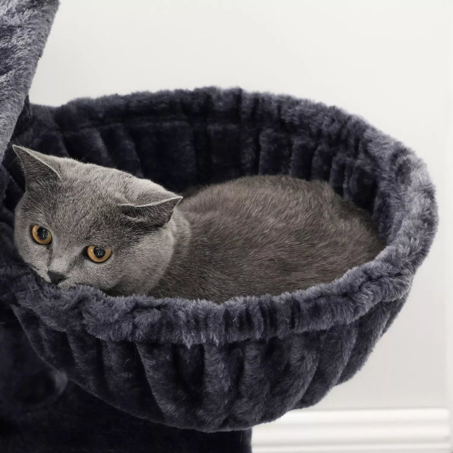 In And OutdoorMatch Luxe Krabpaal Christina - Voor Katten - 138cm - Zwart - Zachte Kattenmand Hangmat - Kattenspeelgoed - Geschikt voor kleine kittens- moederdag cadeautje Krabpaal