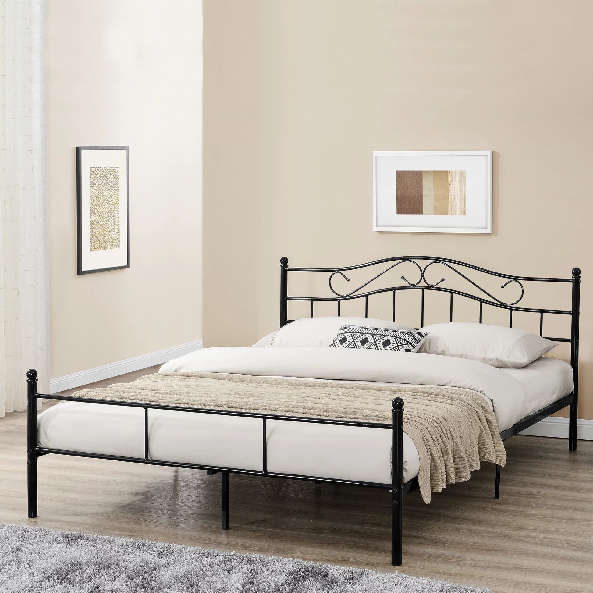 In And OutdoorMatch Metalen bed Kyra - incl. Bedbodem - 200x200 - Zwart - Modern design Bedframe