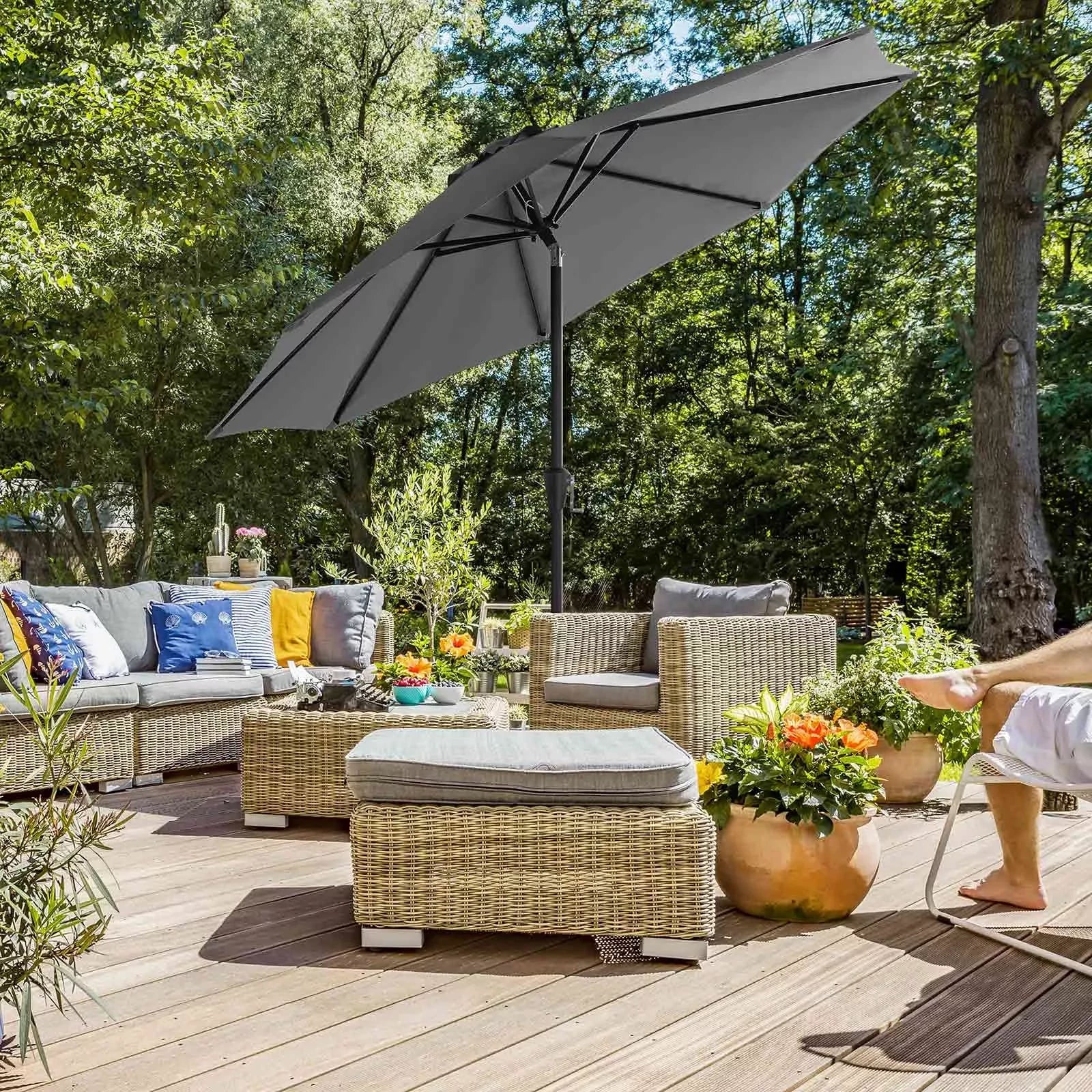 In And OutdoorMatch Parasol Edna - 300cm - Kantelbaar - Camping - Rond - Staand - Grijs - UPF 50 - Terras, balkon, tuin of strand Sunshade