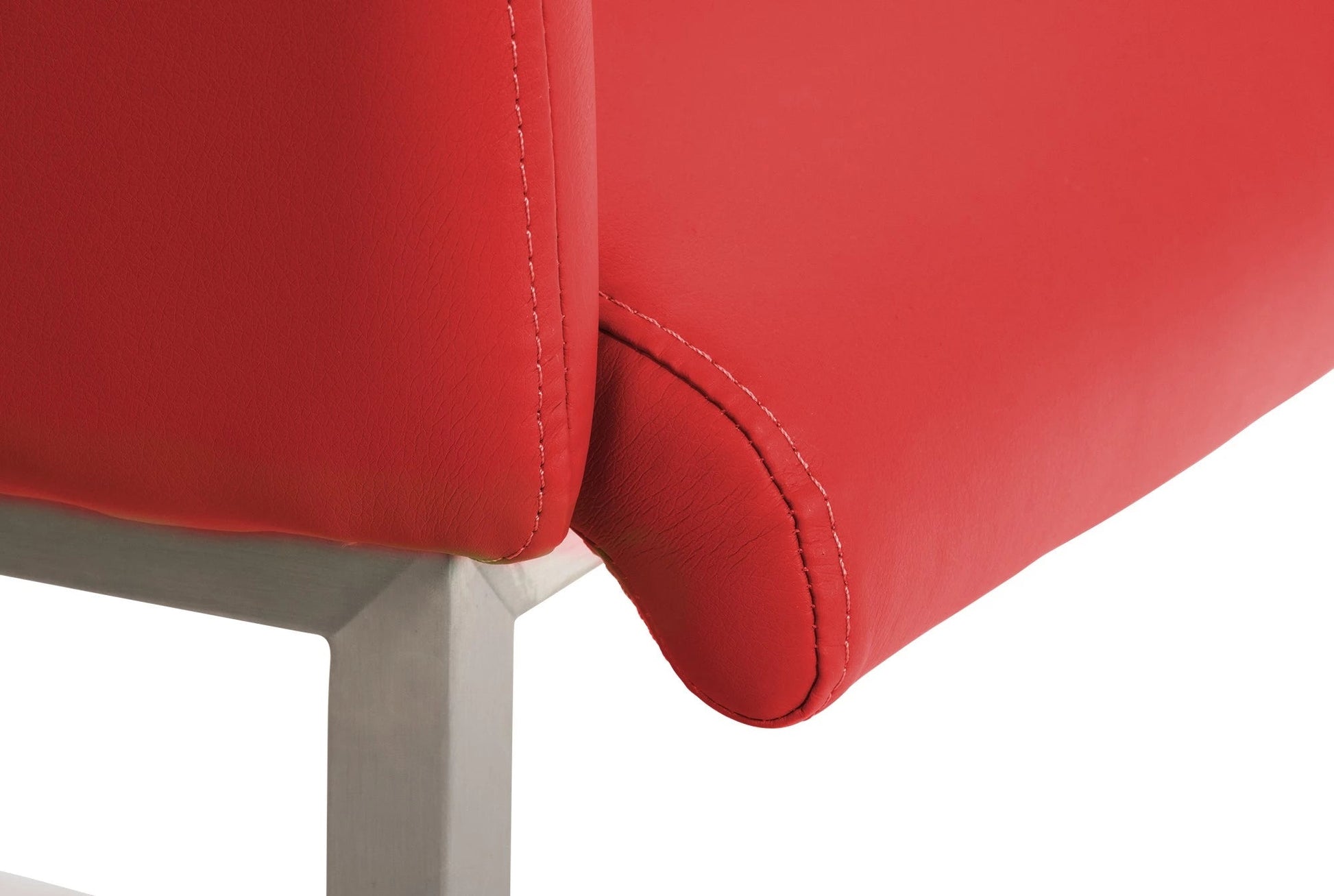 In And OutdoorMatch Stoel Nona - Rood - Sledestoel - Kunstleer - Bezoekersstoel - Bureaustoel - Eetkamerstoel - Hoge kwaliteit bekleding - Stijlvolle stoel - Luxe design Eetkamerstoel