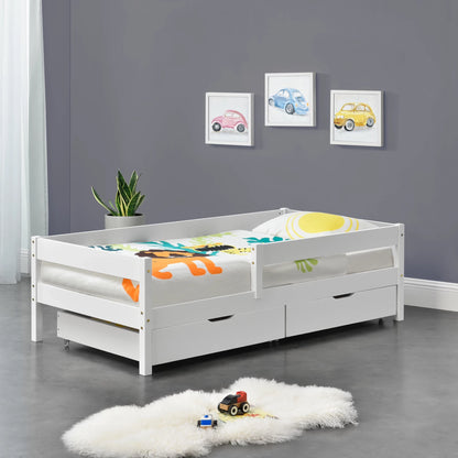 kinderbett-juniorbett-holz-bettgestell-bett-aakb-8731-aakb-8733-aakb-8735-beispiel.webp